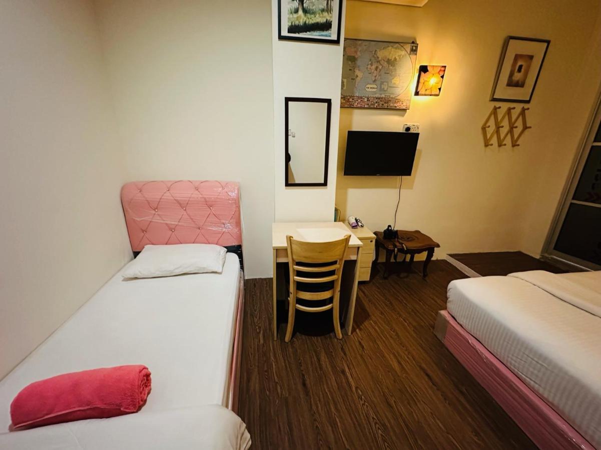 The Explorers Guesthouse And Hostel Kuala Lumpur Kültér fotó
