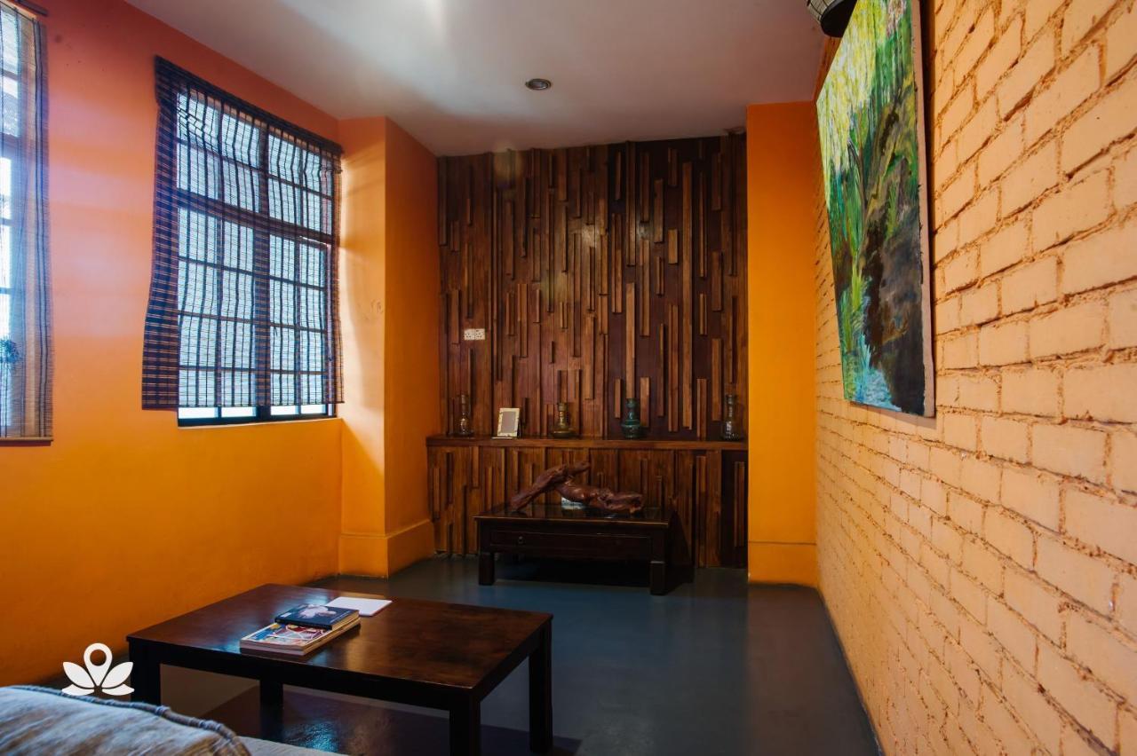The Explorers Guesthouse And Hostel Kuala Lumpur Kültér fotó